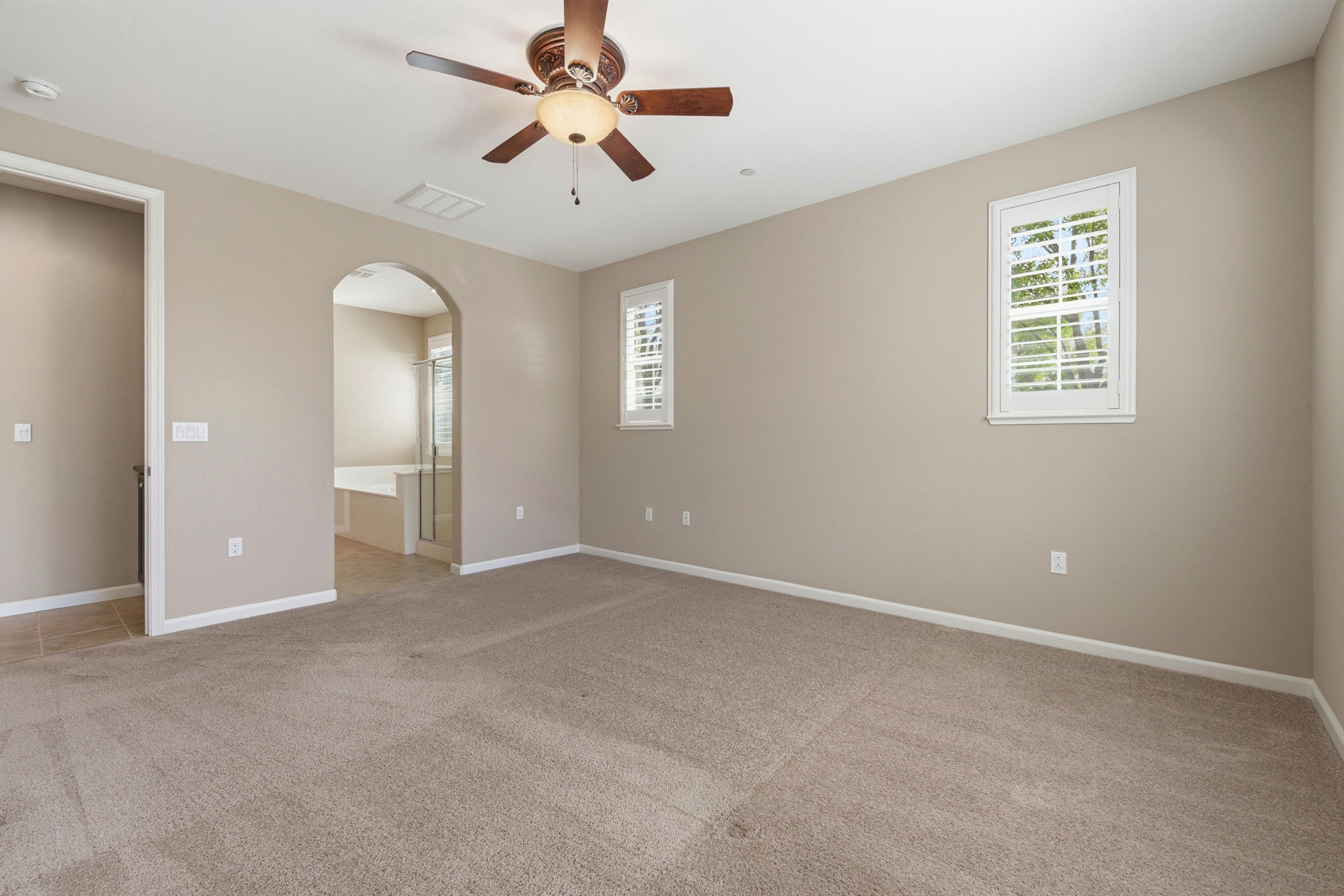 017_F8_705 Pardee Ct