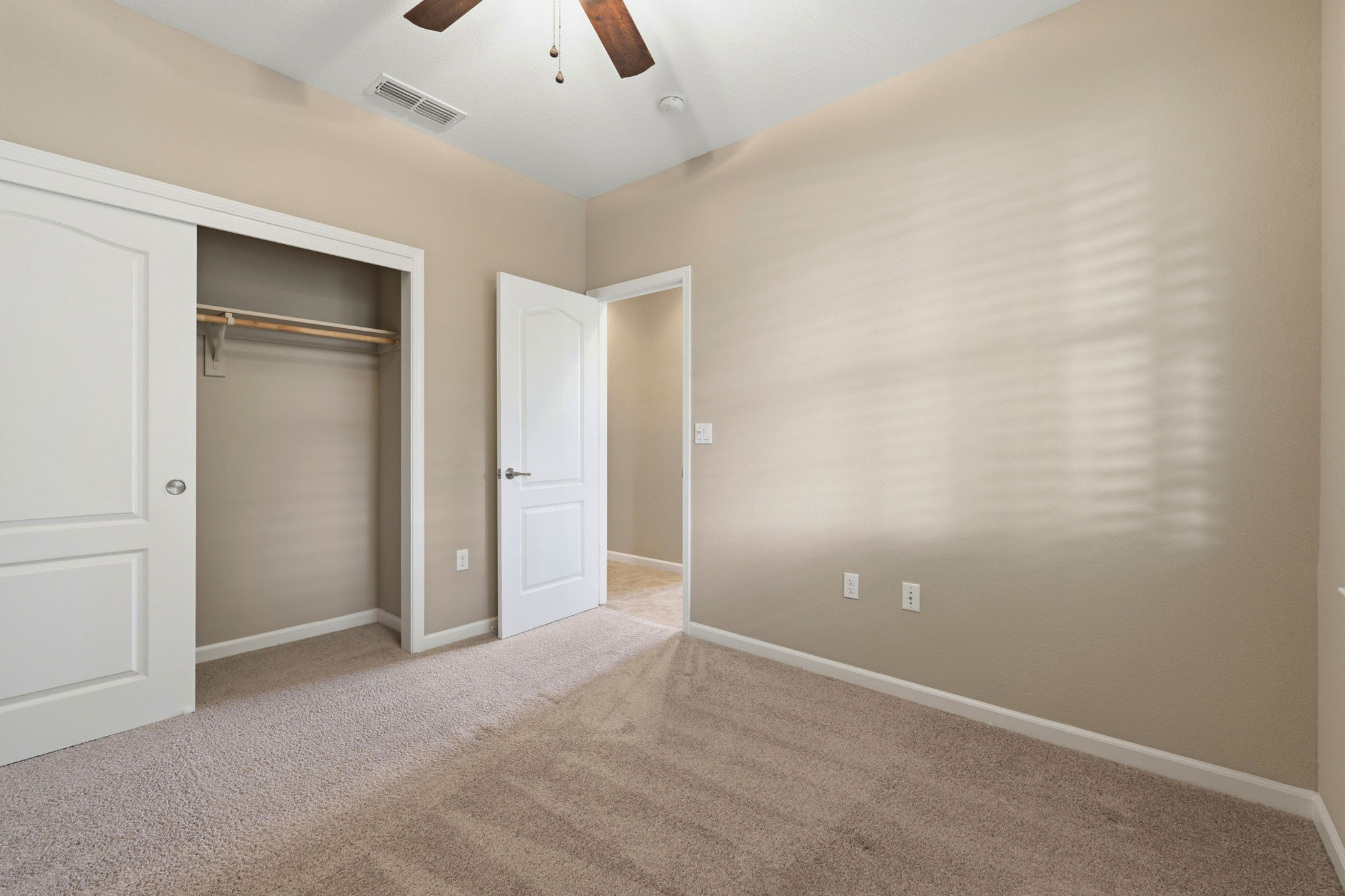 023_F8_705 Pardee Ct