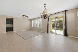 011_F8_705 Pardee Ct