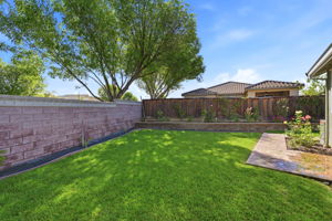 033_F8_705 Pardee Ct