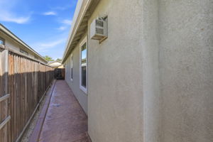 036_F8_705 Pardee Ct
