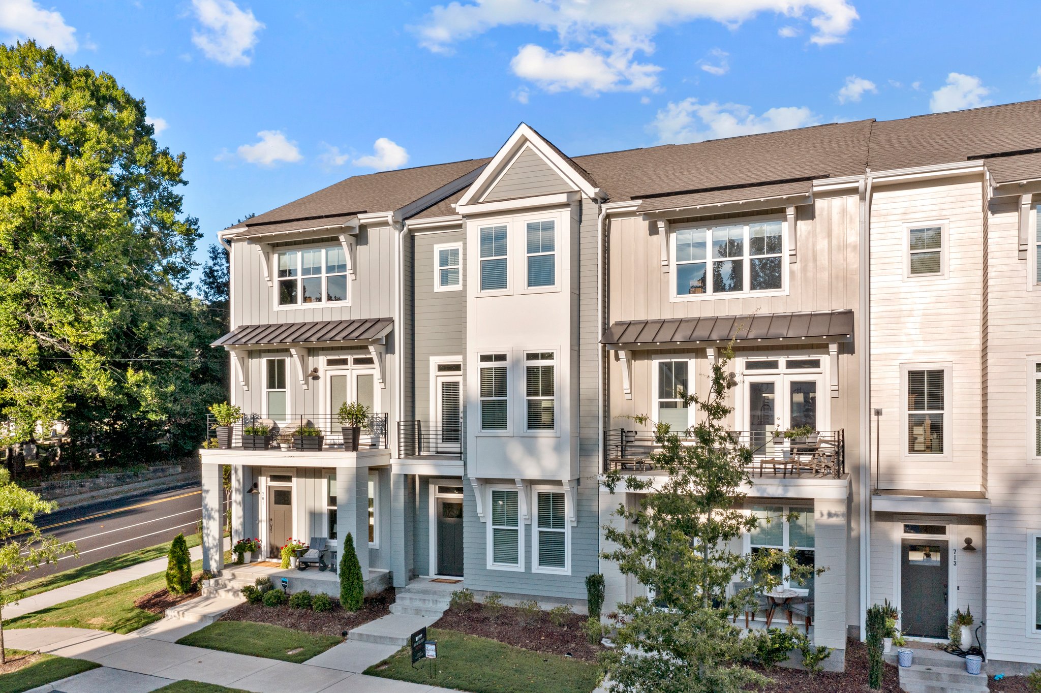 705 Peakland Pl, Raleigh, NC 27604, USA Photo 3