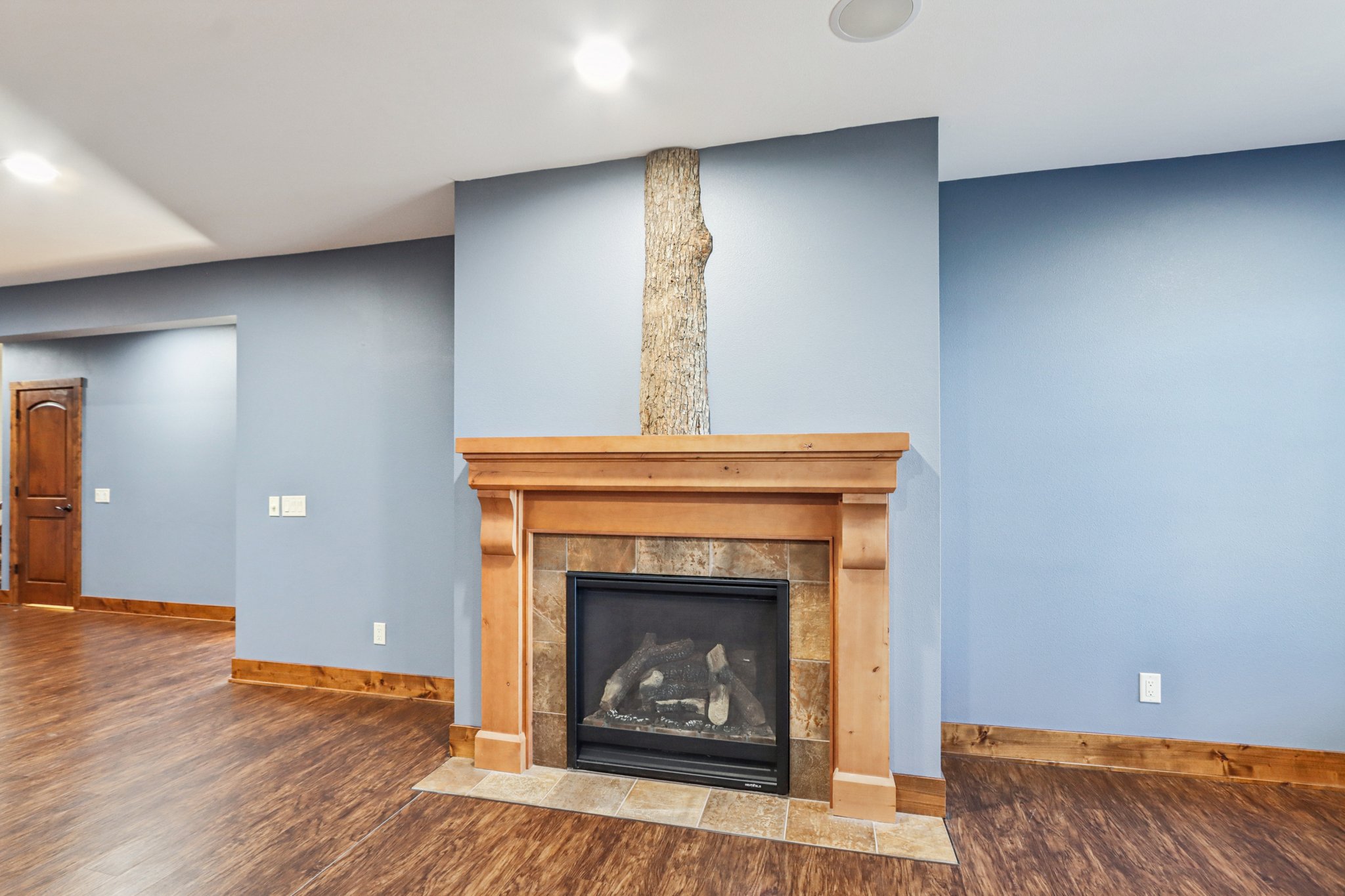 S Ferry Dr-S1401-015.jpg