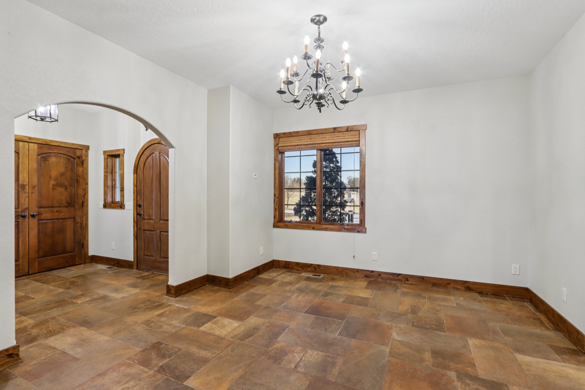 S Ferry Dr-S1401-019.jpg