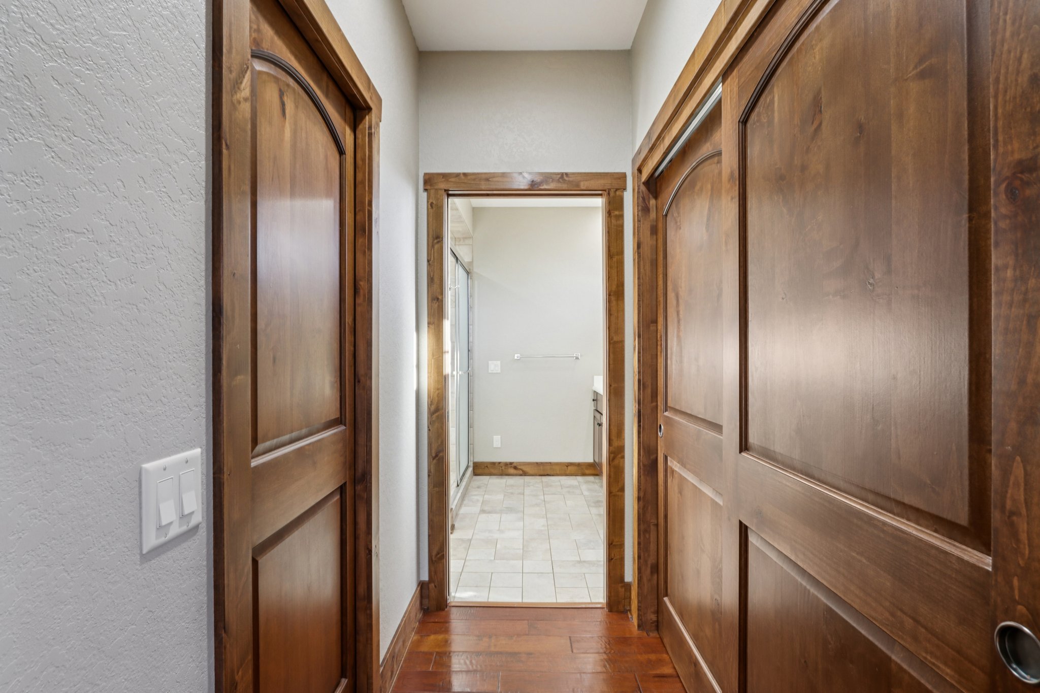 S Ferry Dr-S1401-038.jpg