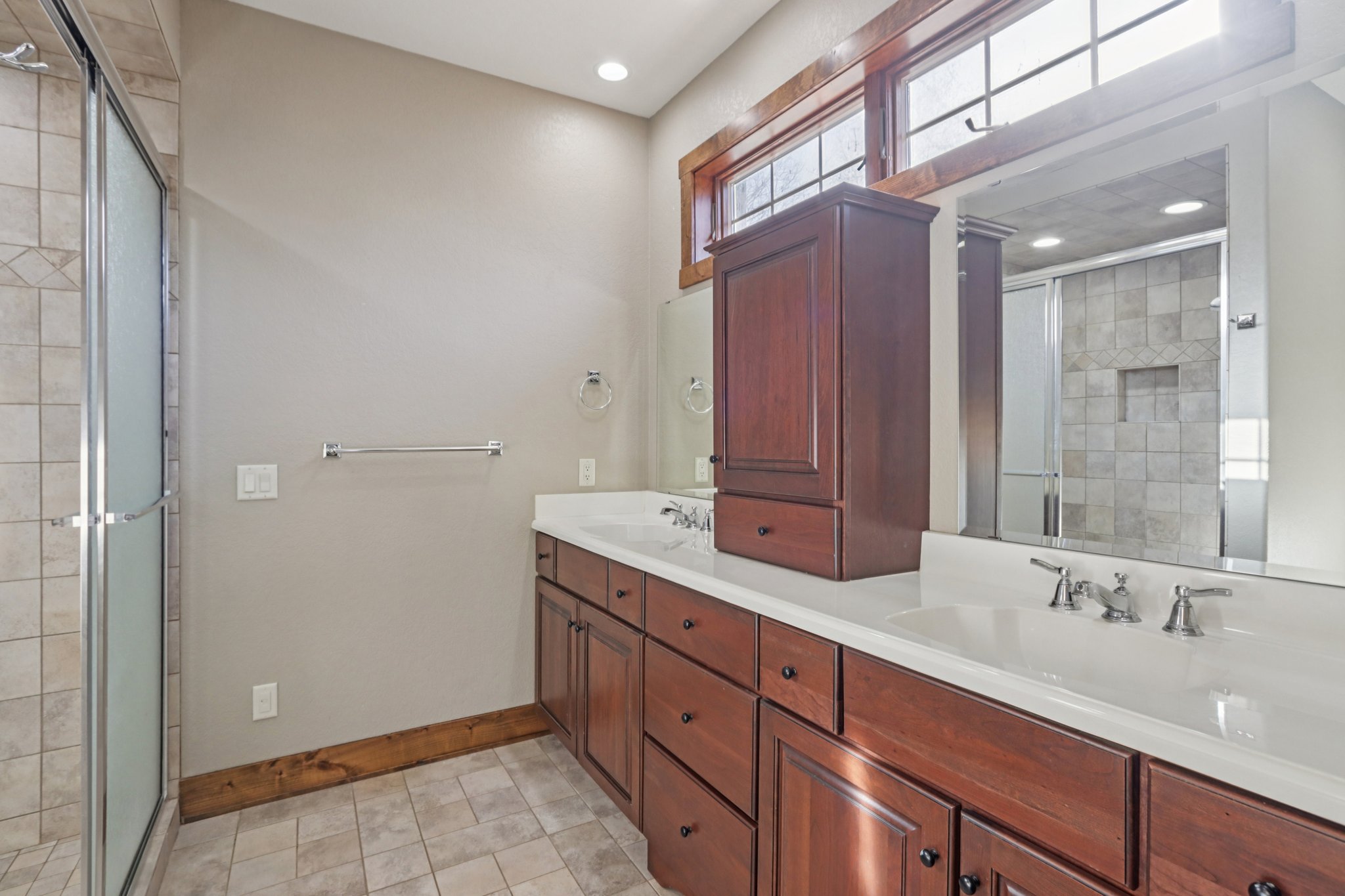 S Ferry Dr-S1401-040.jpg