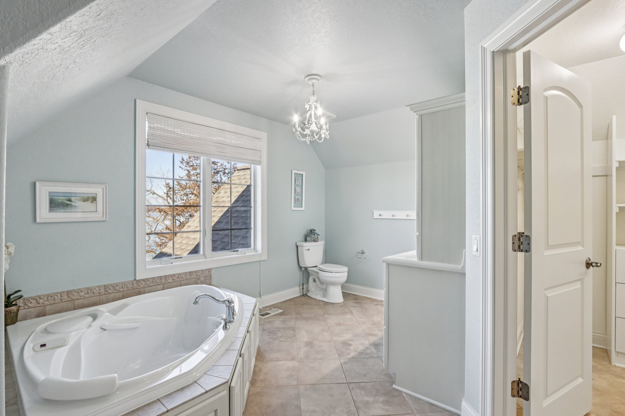 S Ferry Dr-S1401-052.jpg