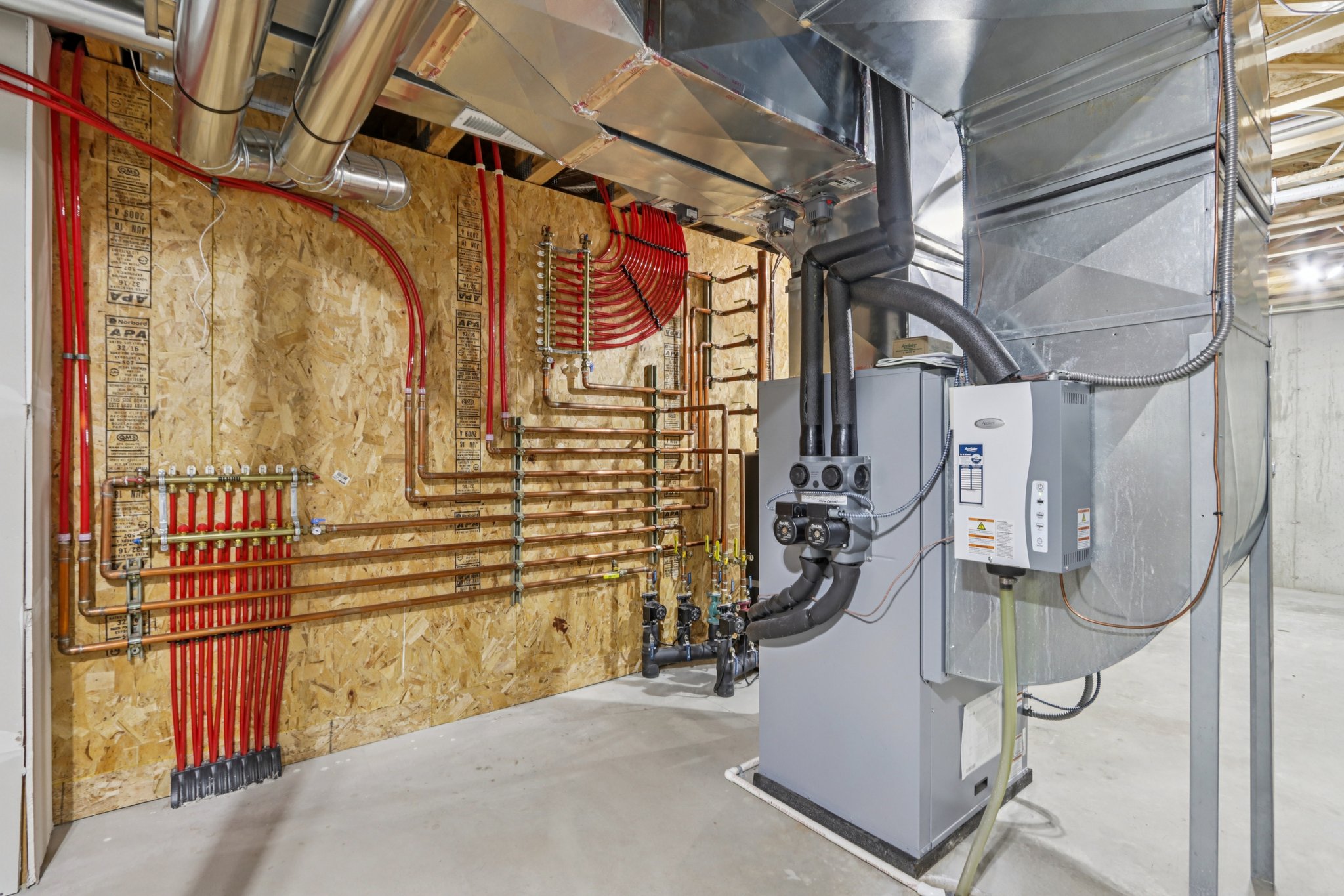 S Ferry Dr-S1401-059.jpg