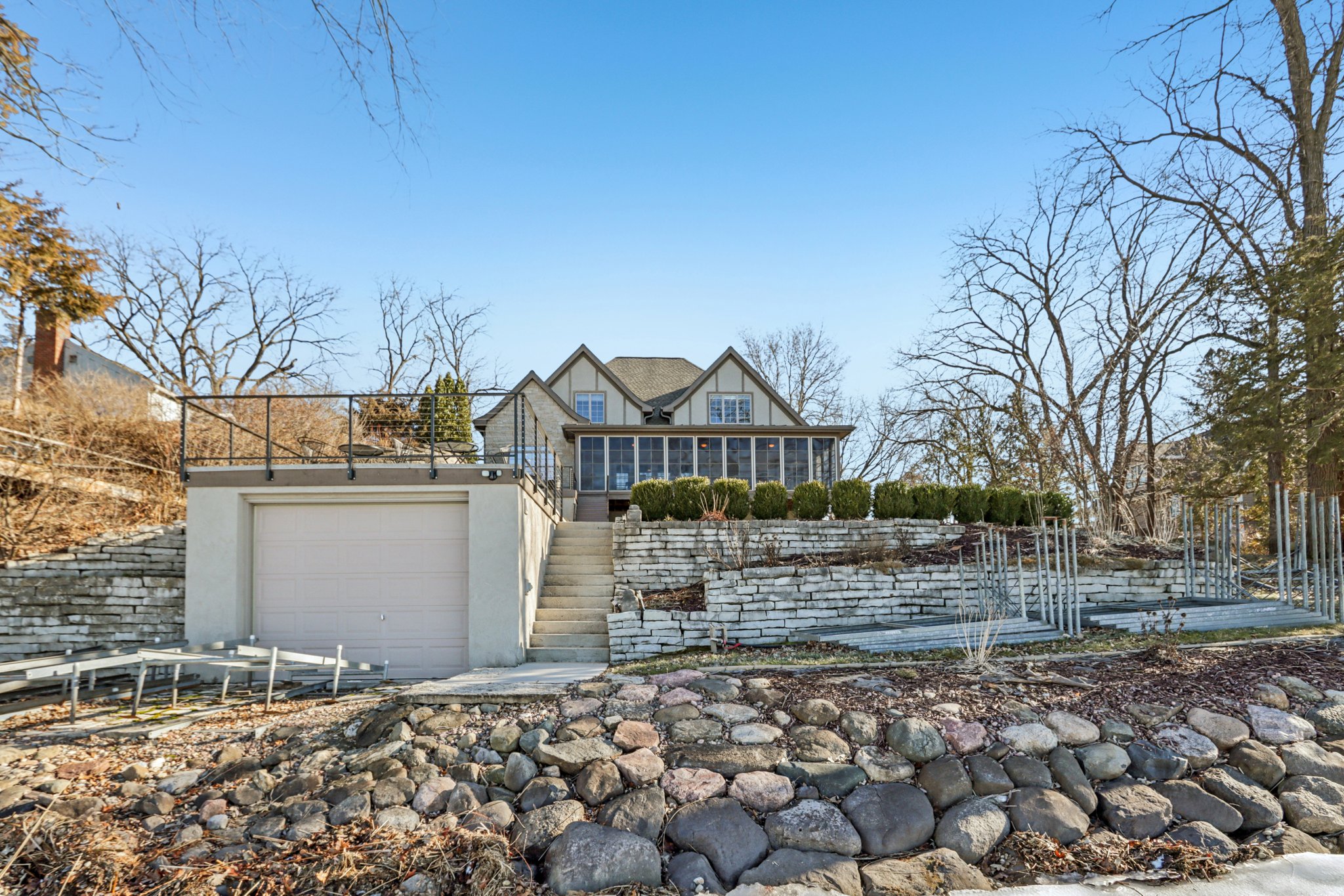 S Ferry Dr-S1401-071.jpg