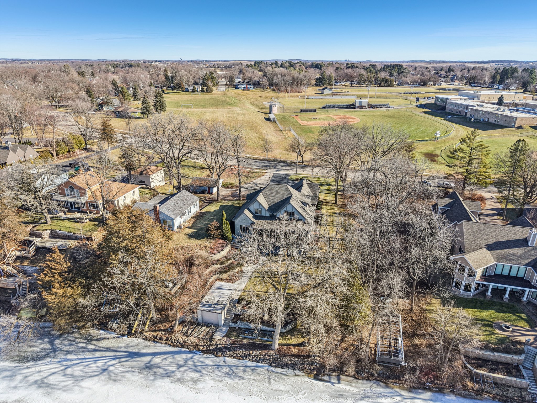 S Ferry Dr-S1401-086.jpg