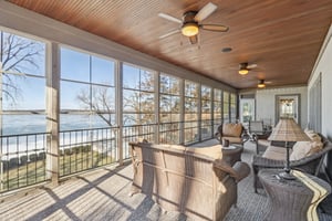 S Ferry Dr-S1401-065.jpg