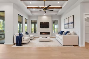 DSC06222 virtually staged.jpeg