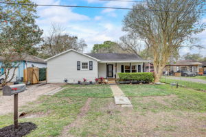 W Coombs Street-001
