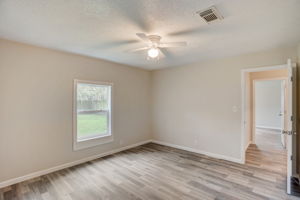 W Coombs Street-013
