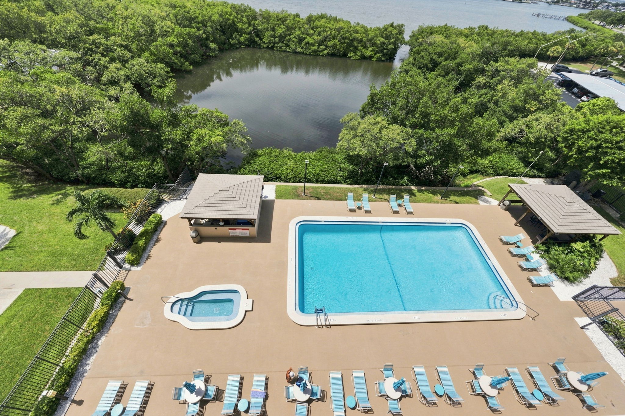 Pool21