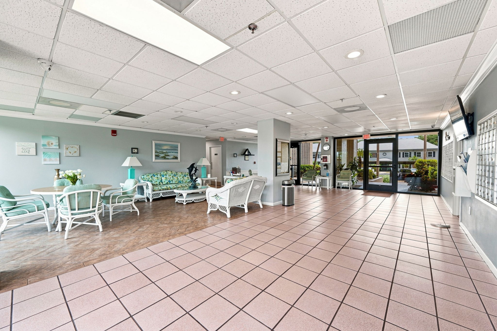 Lobby Area2