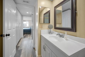 Bathroom1b
