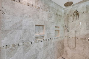  Photo 37