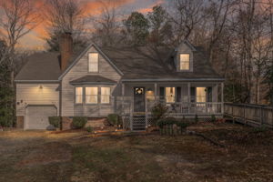 7059 Lord Carrington Dr, Gloucester, VA 23061, USA Photo 0