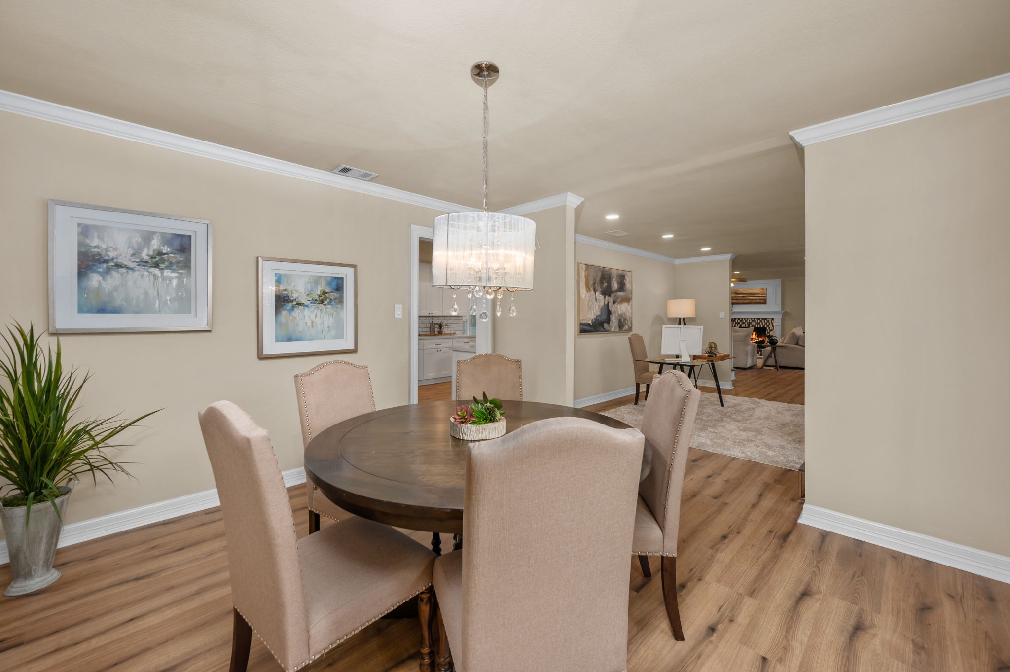 706 Bison Dr, Houston, TX 77079, USA Photo 14