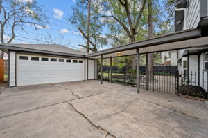 706 Bison Dr, Houston, TX 77079, USA Photo 32