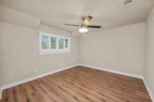 706 Bison Dr, Houston, TX 77079, USA Photo 18
