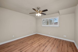 706 Bison Dr, Houston, TX 77079, USA Photo 24