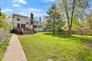 706 Forest Ave_002