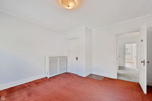 706 Forest Ave_021