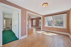 706 Forest Ave_026