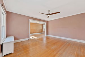 706 Forest Ave_028
