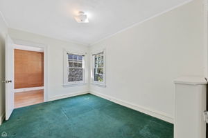 706 Forest Ave_029