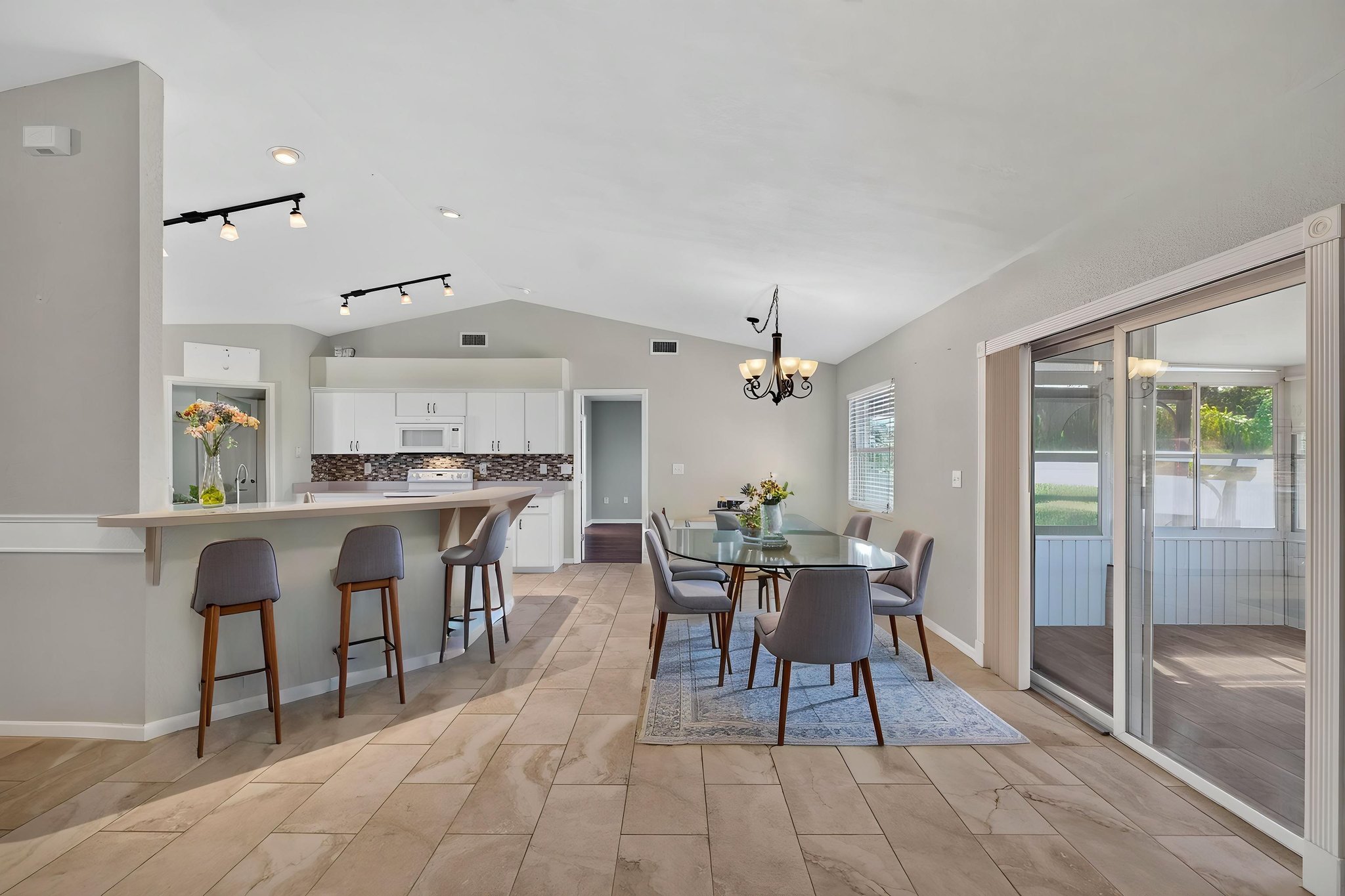 706 Highland Crest Loop-Lake Wales, FL 33853-15 virtually staged.jpeg