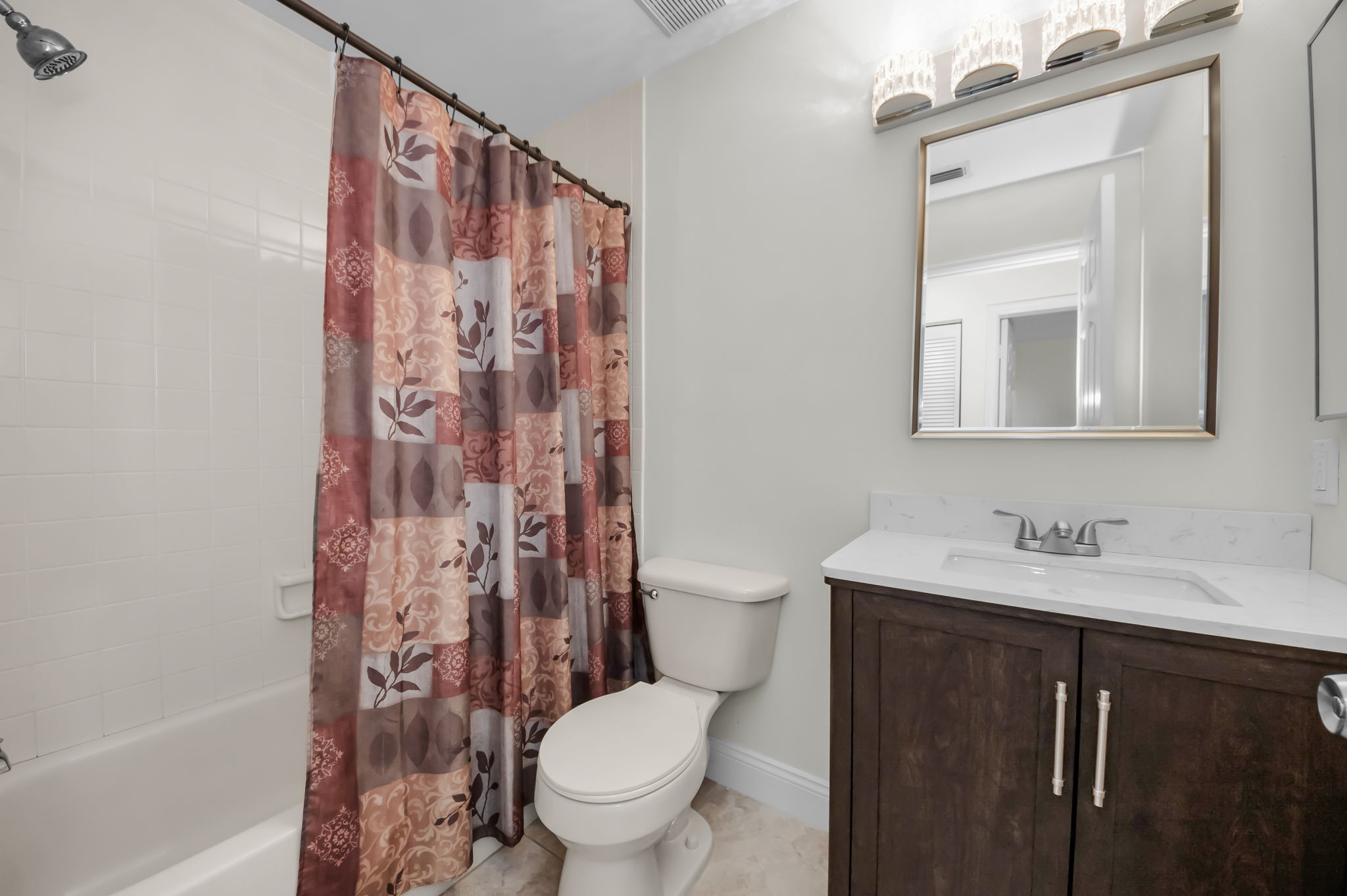 Upper Level Bathroom 3a