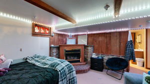  Photo 38
