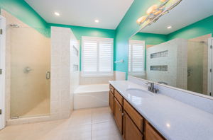 Master Bathroom1d-2