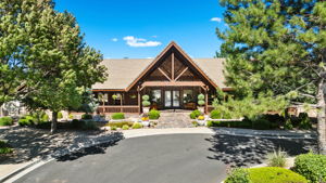 ClubhouseFront(2)