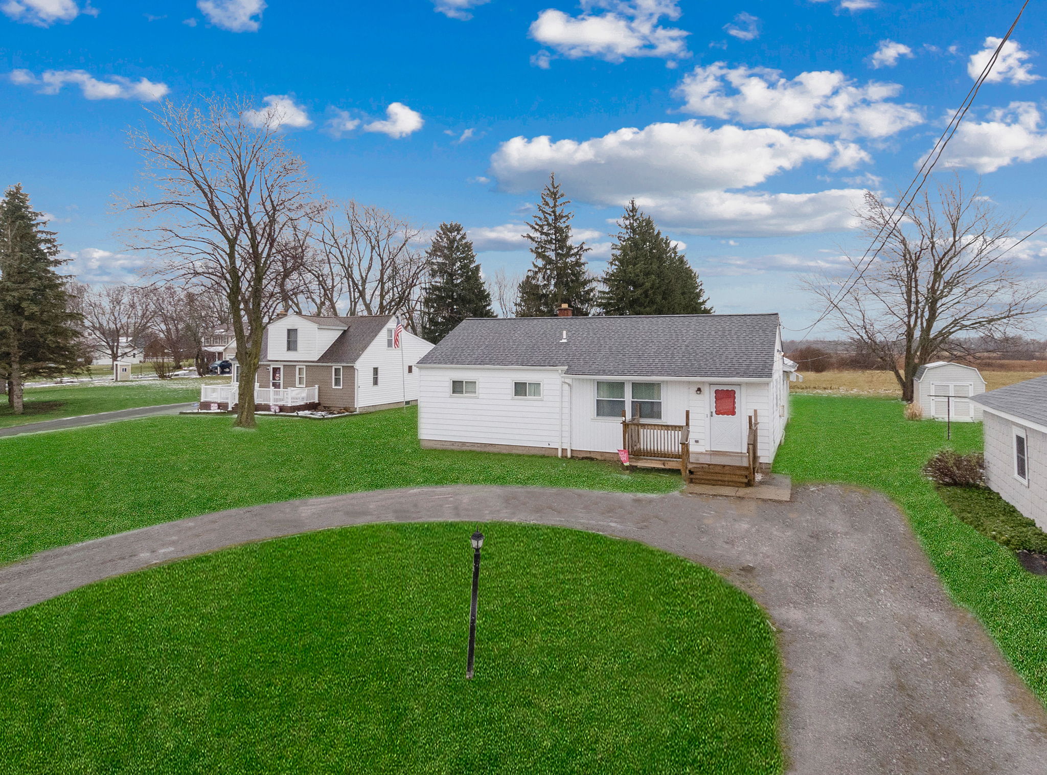 7062 Akron Rd, Lockport, NY 14094 RealtyPix360