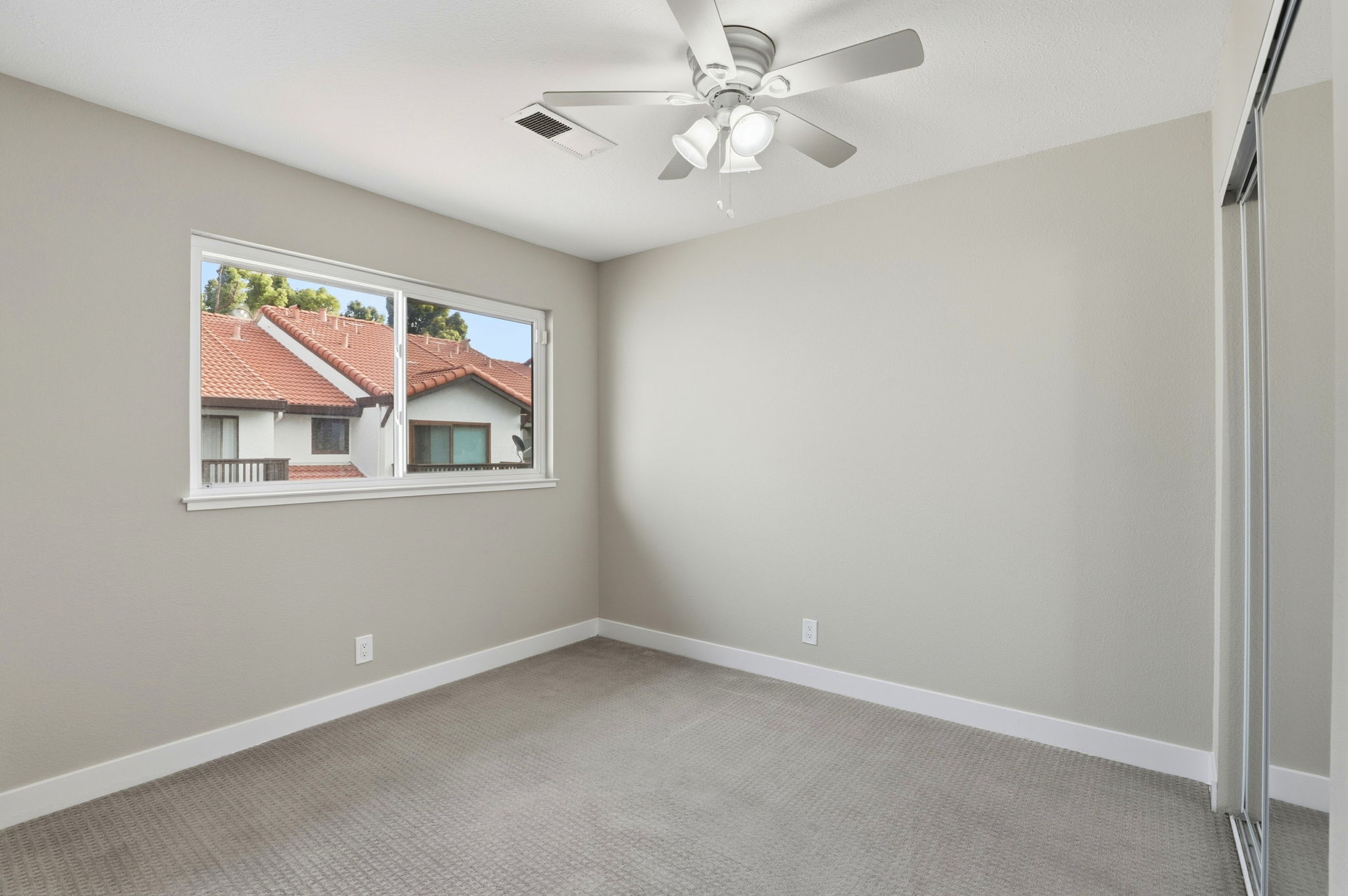 020_f8_7067 Mt Vernon Way