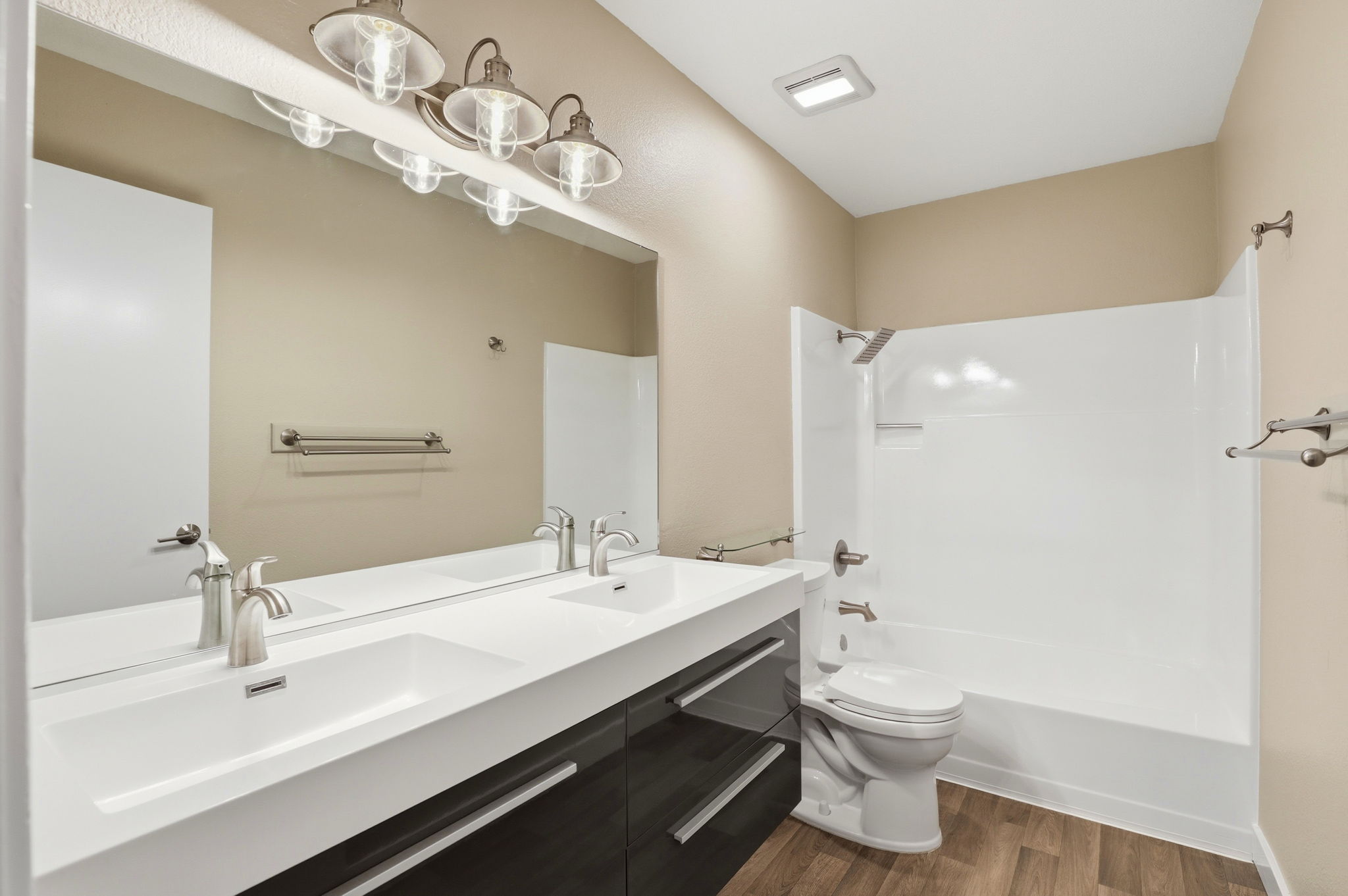 023_f8_7067 Mt Vernon Way