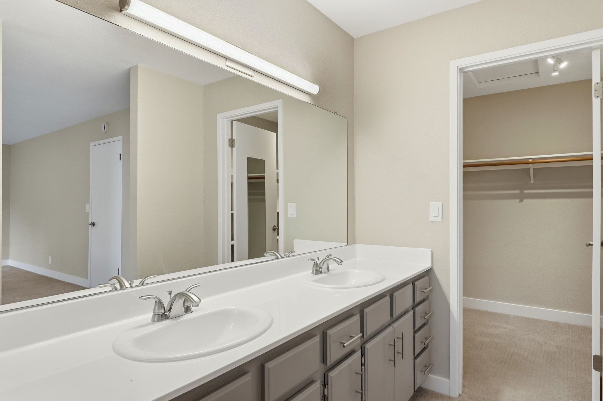 026_f8_7067 Mt Vernon Way