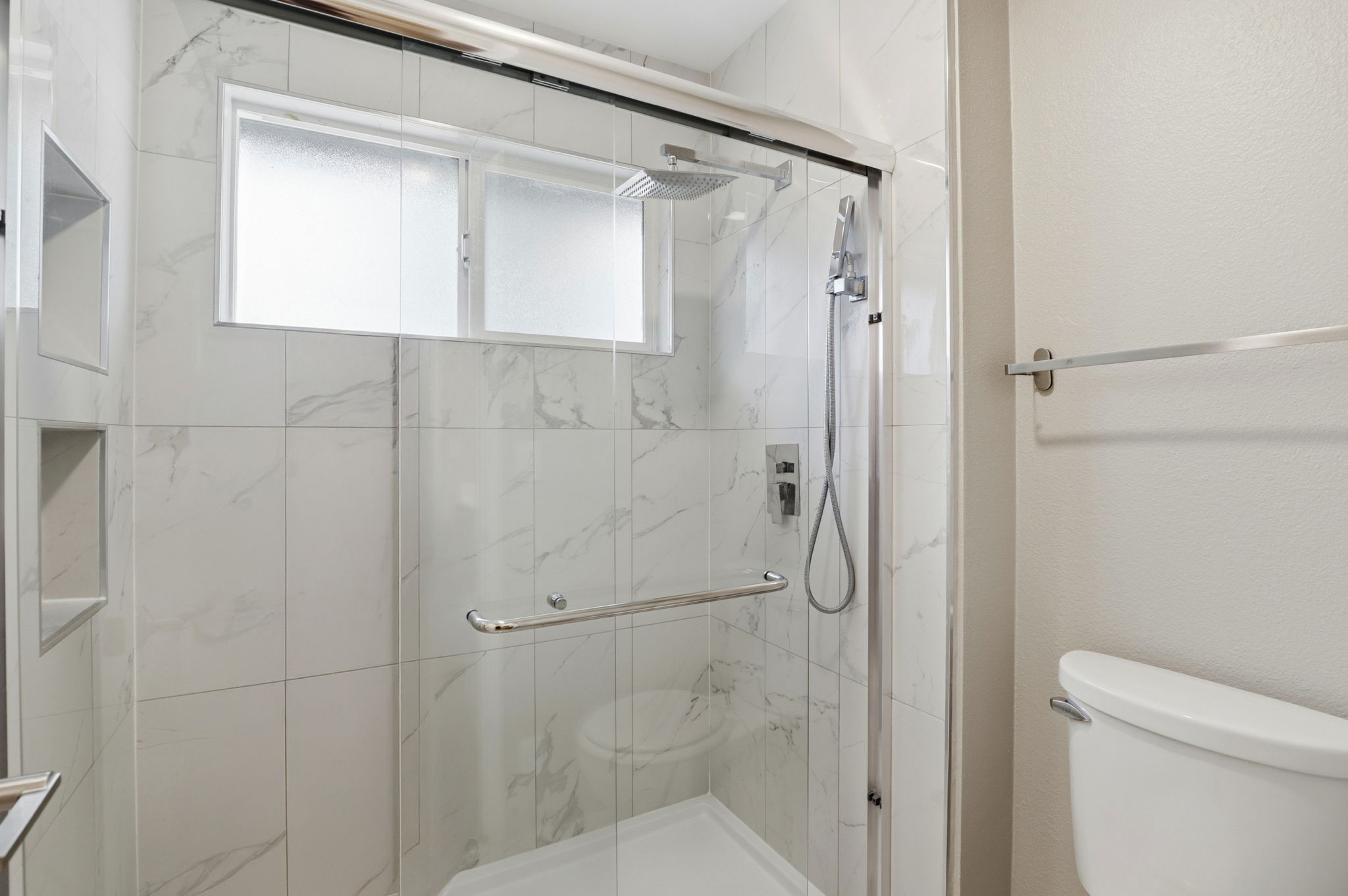 028_f8_7067 Mt Vernon Way