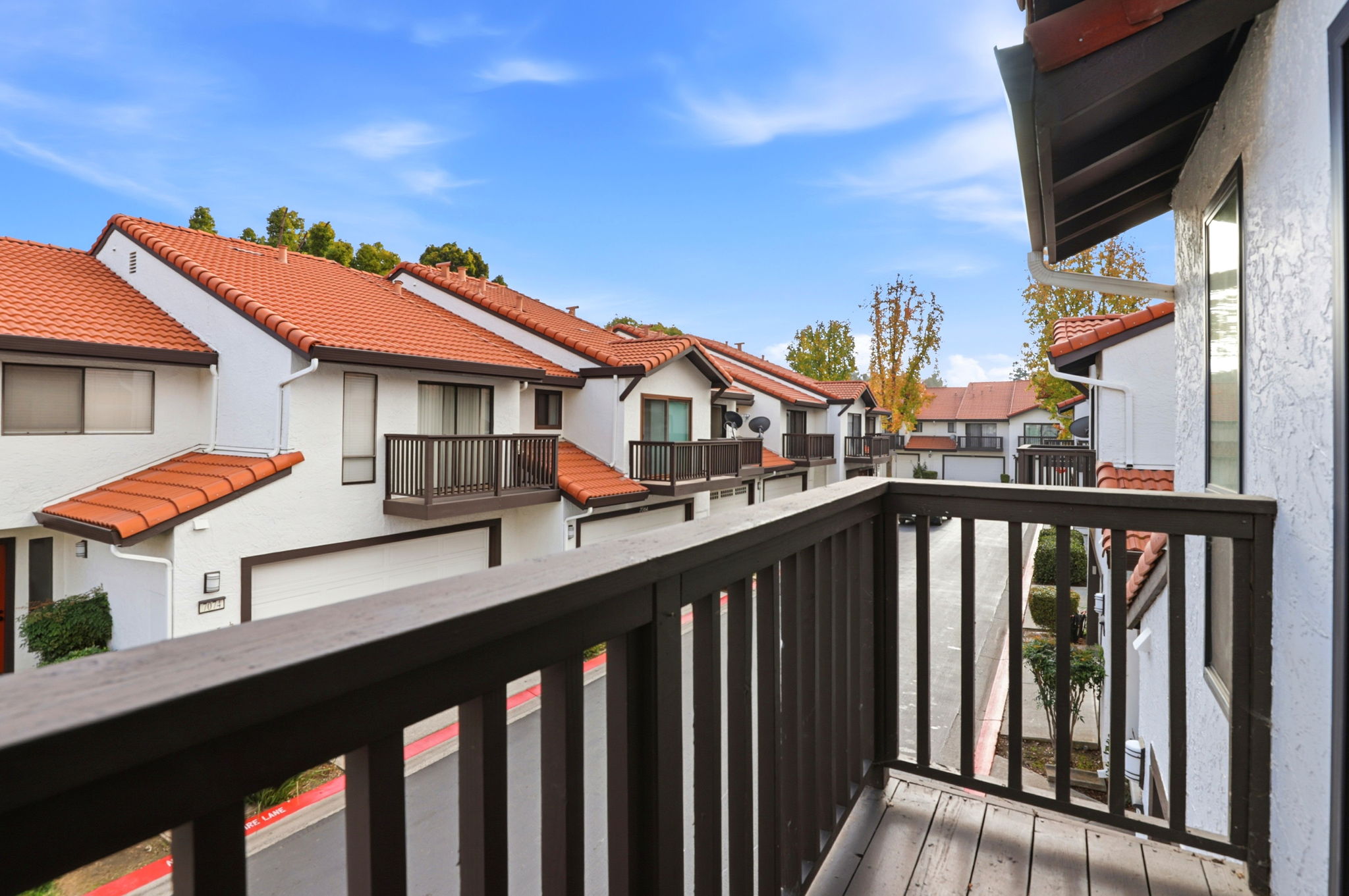 030_f8_7067 Mt Vernon Way