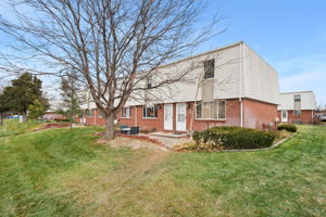  Photo 0