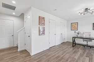 Axford Bay Dr-S0909-019.jpg
