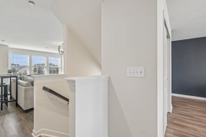 Axford Bay Dr-S0909-029.jpg