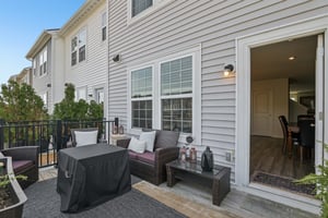 Axford Bay Dr-S0909-043.jpg