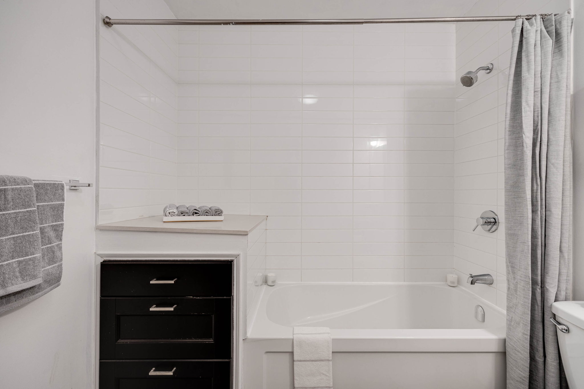 Toronto property showcase — delivered property photograph 16