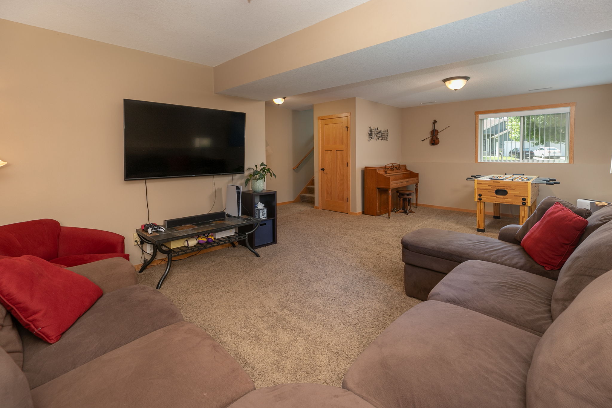 26-Family Room