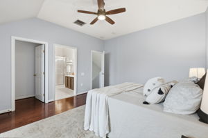  Photo 24